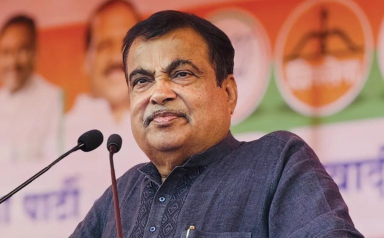 *नितिन गडकरी का बेबाक बयान: राजनीति को लेकर व्यक्त किए विचार*