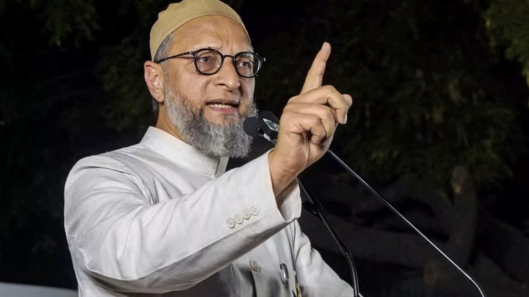 टीटीडी ने 18 गैर-हिंदू कर्मचारियों के खिलाफ कार्रवाई की, ओवैसी ने उठाए सवाल