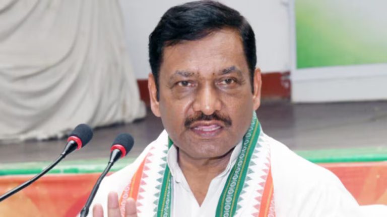 बिहार कांग्रेस का मोदी सरकार के खिलाफ प्रदर्शन, प्रवासी भारतीयों के अमानवीय व्यवहार पर पुतला दहन