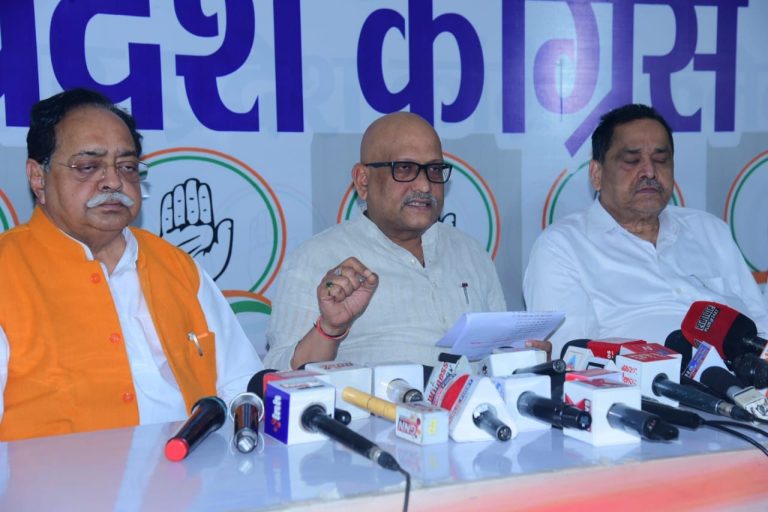 यूपी कांग्रेस कमेटी अध्यक्ष अजय राय ने योगी सरकार पर किया तीखा हमला, कहा- अल्पसंख्यकों के खिलाफ प्रशासन का दुरुपयोग हो रहा