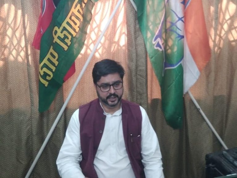 कांग्रेस ने यूपी शिक्षक भर्ती में आरक्षण उल्लंघन का किया विरोध, न्यायिक जांच की मांग