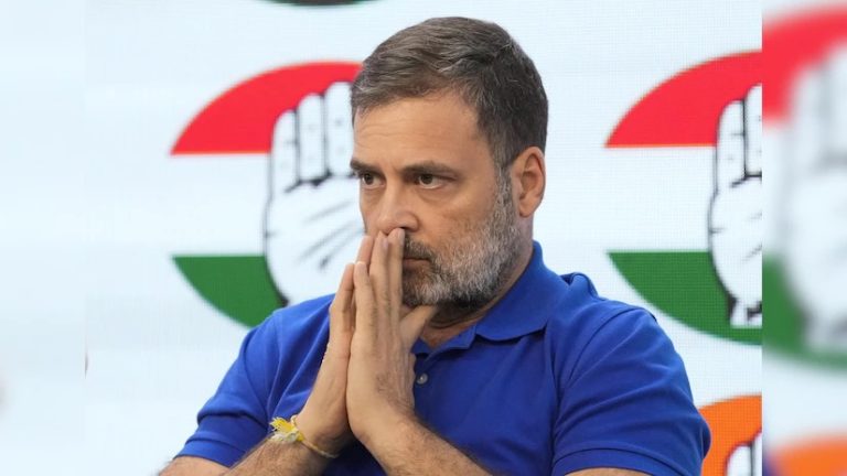 राहुल गांधी का महाकुंभ दौरे से अचानक मुंह मोड़ना, क्या हो सकता है विपक्षी नेताओं के बहकावे में आकर न किया गया हो कुंभ स्नान?