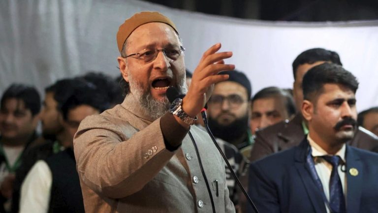 उर्दू पर योगी आदित्यनाथ के बयान से गरमाई सियासत, ओवैसी ने दिया शायराना जवाब