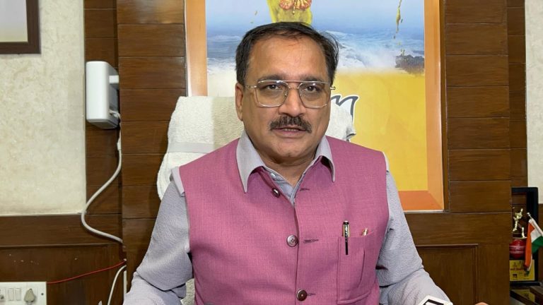 भाजपा ने महिला सम्मान पेंशन योजना पर ‘आप’ को घेरा, केजरीवाल और आतिशी से मांगा जवाब