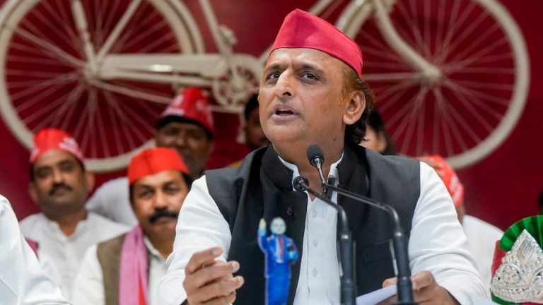 राणा सांगा पर विवाद: अखिलेश यादव ने दी सफाई, भाजपा पर इतिहास के राजनीतिक इस्तेमाल का आरोप