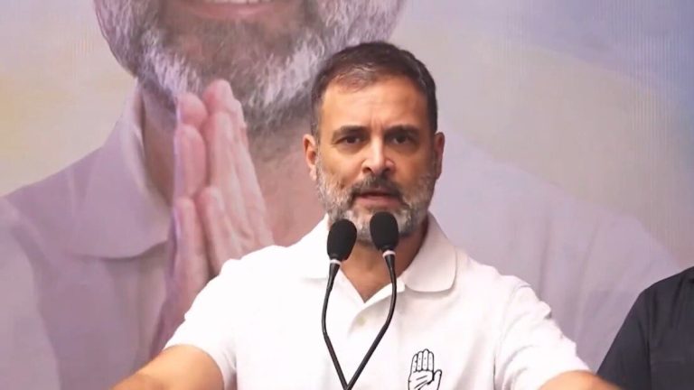 गुजरात के अहमदाबाद में कांग्रेस का 84वां दो दिवसीय अधिवेशन, कांग्रेस नेता राहुल गांधी ने उठाया जाति जनगणना का मुद्दा