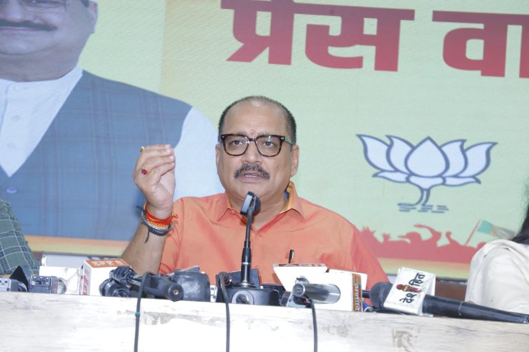 दयालपुर हादसे पर दिल्ली भाजपा अध्यक्ष की प्रतिक्रिया, अवैध निर्माणों पर कड़ी कार्रवाई की मांग