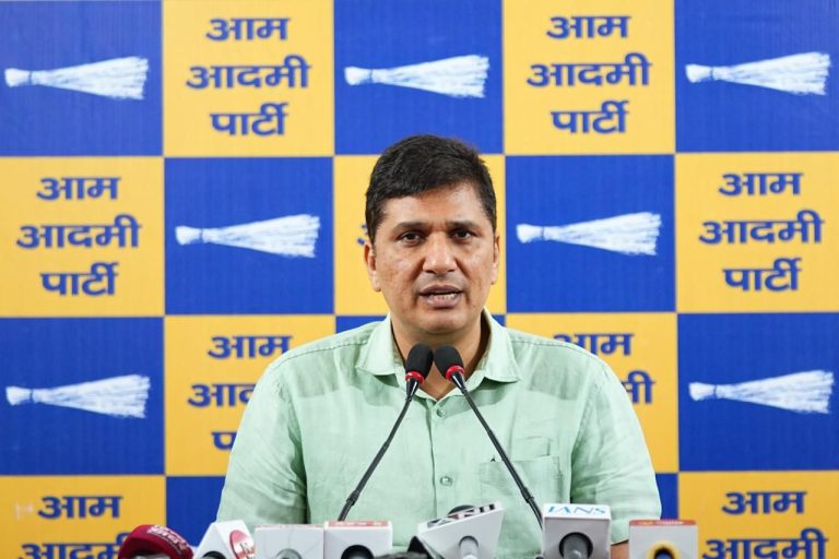 AAP का आरोप, भाजपा सरकार में निराश्रित महिलाओं की पेंशन हुई बंद, घर चलाना हो रहा मुश्किल बोले सौरभ भारद्वाज