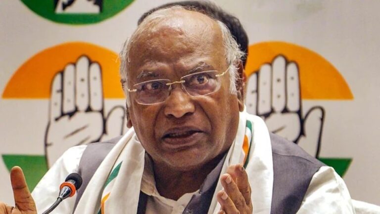 कांग्रेस अध्यक्ष मल्लिकार्जुन खरगे का दावा, PM मोदी को मिली आतंकी हमले की खुफिया रिपोर्ट