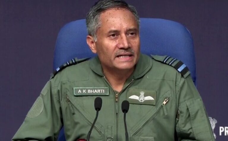पाकिस्तान ने भारत पर हमले के दौरान चीन और तुर्किए में बने ड्रोन व मिसाइलों का किया था इस्तेमाल, भारतीय सेना के मुंहतोड़ जबाव ने ड्रोनव मिसाइलों का किया मलवा “बोले एयर मार्शल एके भारती”