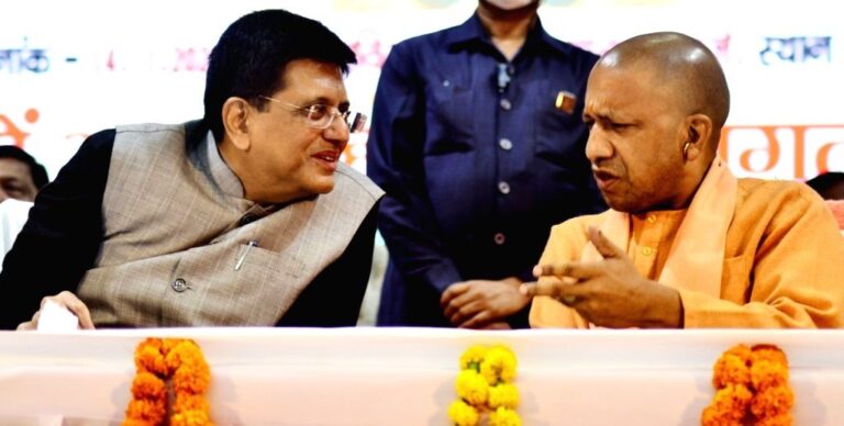 GeM पर रिकॉर्ड खरीद के लिए केंद्र ने की यूपी की सराहना, पीयूष गोयल ने सीएम योगी को बताया आदर्श मॉडल