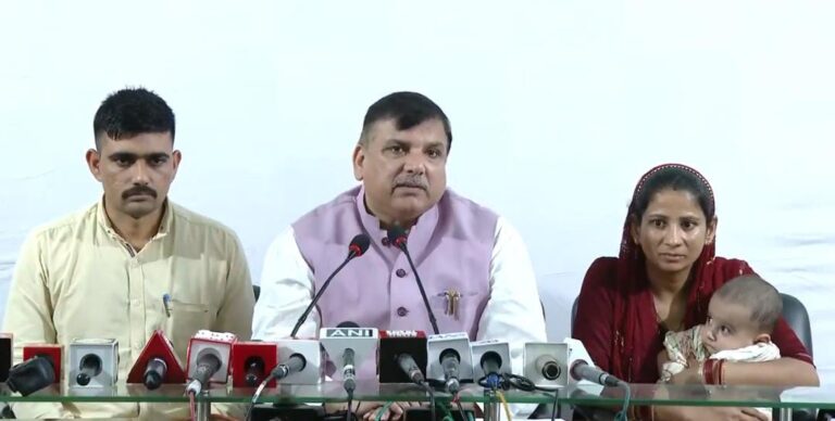8 महीने के मासूम युवांश के जीवन की लड़ाई संजय सिंह की देशवासियों से भावुक अपील