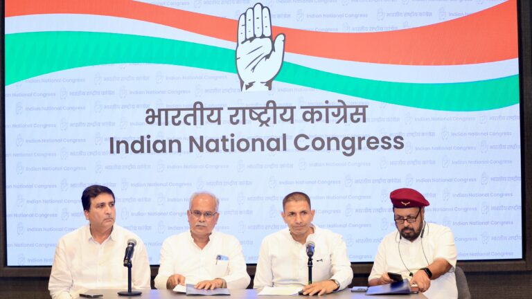 भूपेश बघेल, हरिश चौधरी, जीतू पटवारी और अनिल जयहिंद ने पिछड़ा वर्ग आरक्षण पर भाजपा सरकार को घेरा, कहा – सुप्रीम कोर्ट केआदेश के बावजूद अधिकारों से वंचित किया जा रहा है 