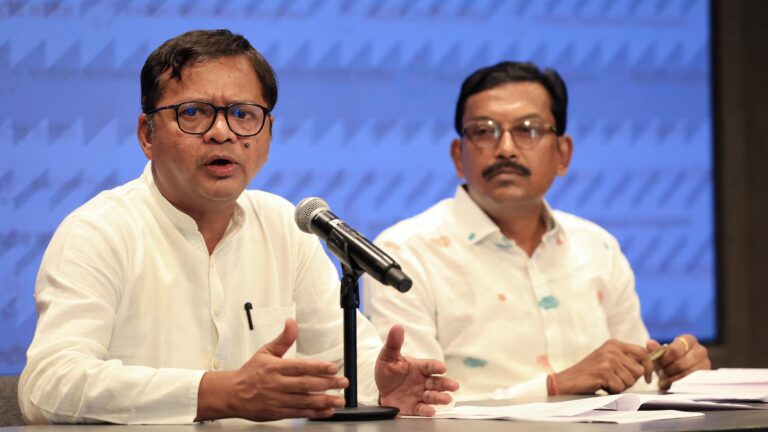 रथ नहीं रुका, आस्था रुकी है-कांग्रेस सांसद अरबिंद दास का सरकार पर तीखा प्रहार