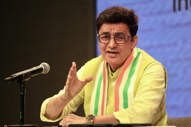 ईमानदारी की सज़ा -घोटाले का पर्दाफाश करने वाले राजीव भाटिया की कहानी और डॉ. अजय कुमार द्वारा उजागर किया गया मोदी सरकार का ‘अमृत काल’