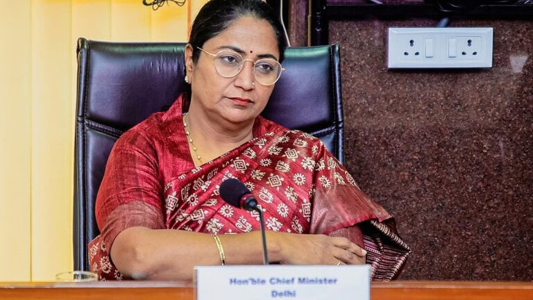 रेनॉवेशन या शाही ठाठ? दिल्ली सीएम रेखा गुप्ता के बंगले पर 60 लाख खर्च का टेंडर, “विपक्ष ने साधा निशाना”