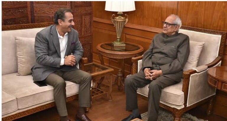 पूर्व सांसद आनंद सिंह का निधन, यूपी की राजनीति ने खोया एक ‘राजा’ नेता सियासत का एक युग खत्म