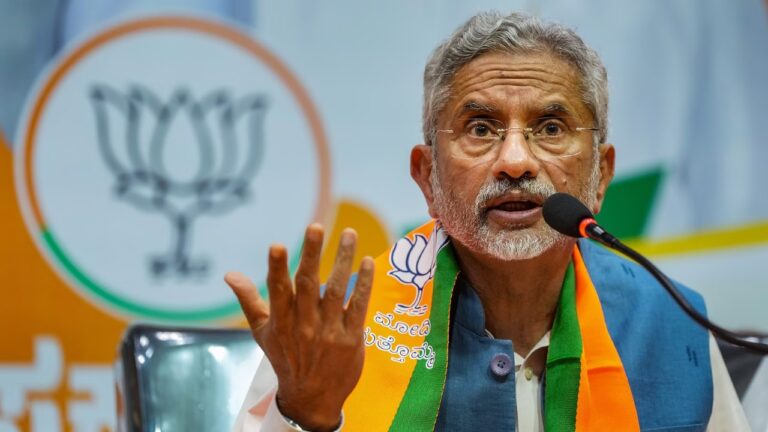 एस. जयशंकर की चीन यात्रा कैलाश मानसरोवर यात्रा की बहाली पर जताई खुशी, वैश्विक हालात पर हुई गहन चर्चा