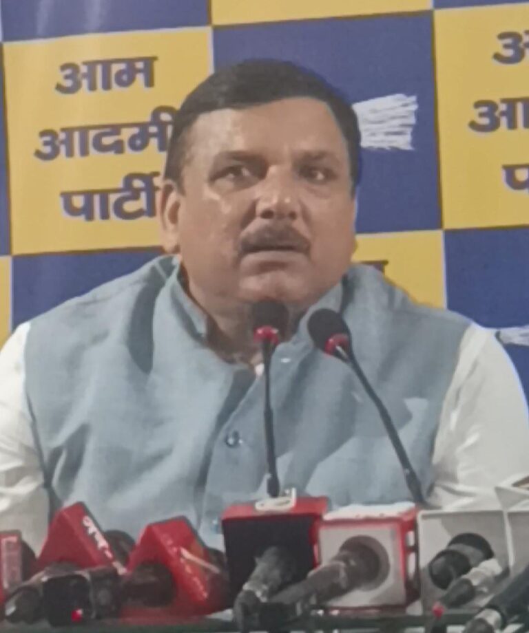 आम आदमी पार्टी देती है सुविधाएं, बीजेपी करती है नफरत की राजनीति – संजय सिंह