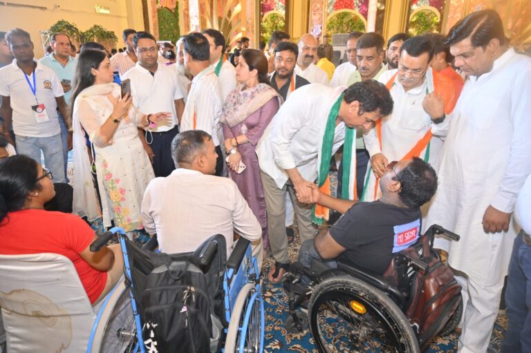 झुग्गी-झोपड़ी वालों के अधिकारों की रक्षा के लिए कांग्रेस का बड़ा अभियान – देवेन्द्र यादव