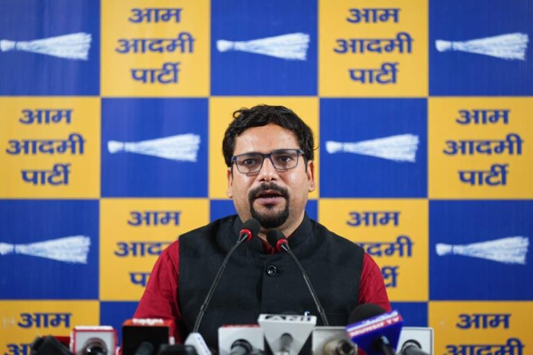 PM की डिग्री दिखाओ, ‘आप’ नेताओं को डराओ मत संजीव झा का भाजपा और ईडी पर तीखा हमला