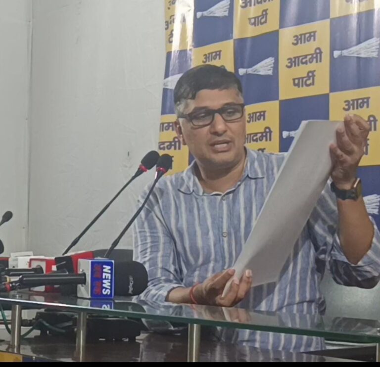भाजपा और चुनाव आयोग पर आम आदमी पार्टी का बड़ा आरोप