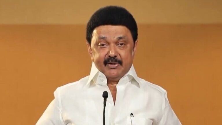 स्टालिन का सियासी वार DMK ने मुस्लिमों के अधिकारों की रक्षा का लिया संकल्प, BJP-AIADMK पर किया करारा हमला