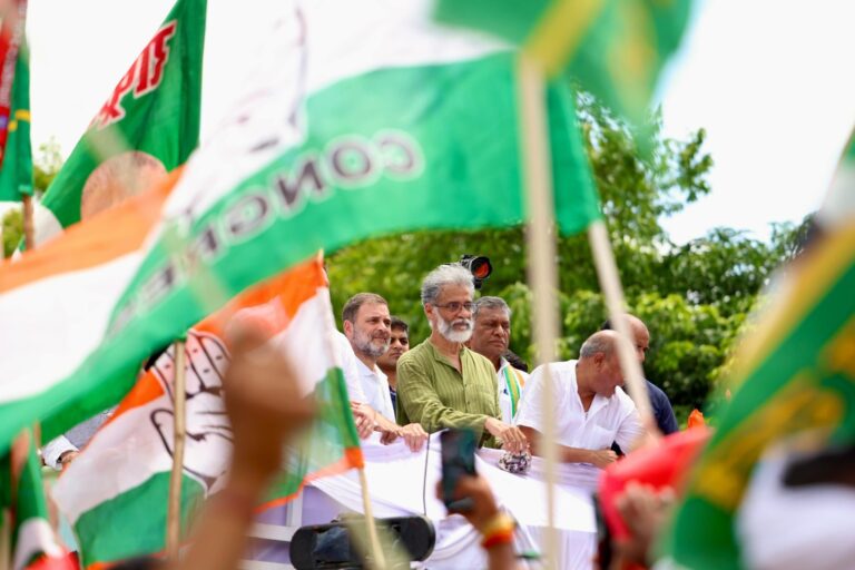 पटना में कांग्रेस की CWC बैठक से पहले घमासान, टिकट को लेकर फूटा नेताओं का गुस्सा
