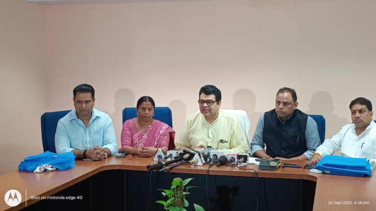 दिल्ली में डीबीसी कर्मचारियों के समान वेतन और सुरक्षा की मांग – अंकुश नारंग