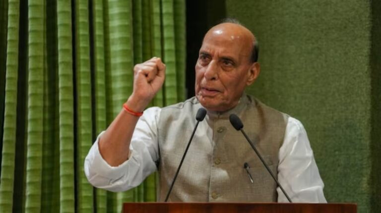 राजनाथ सिंह की पाकिस्तान को चेतावनी, सर क्रीक में दुस्साहस किया तो इतिहास और भूगोल दोनों बदल देंगे