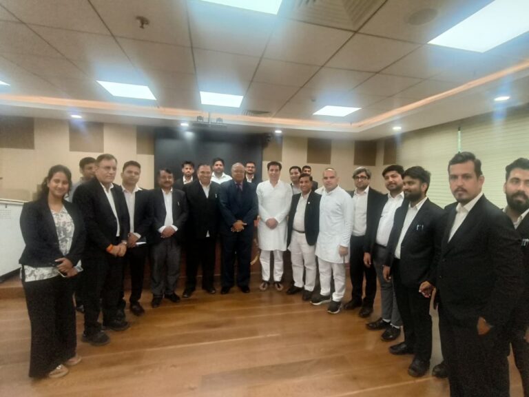 बरेली में दलित युवक हरिओम वाल्मीकि की हत्या मानवता पर कलंक है -देवेंद्र यादव
