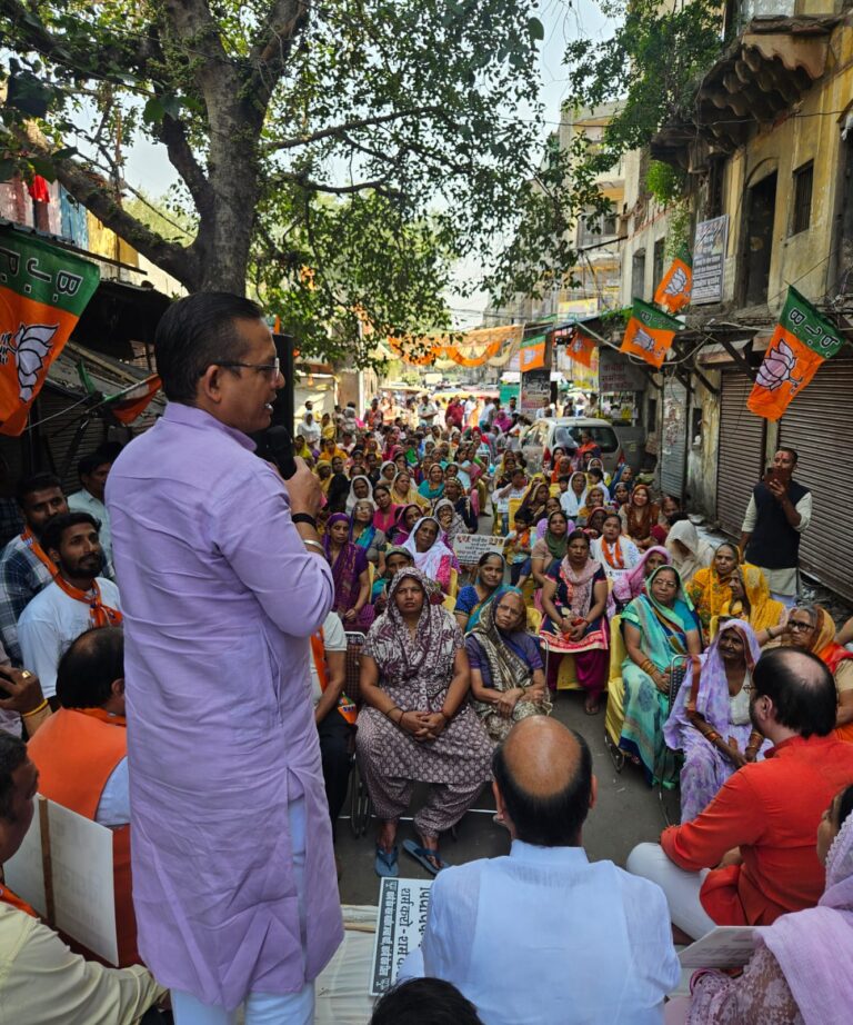 अरविंद गर्ग ने चाँदनी चौक की बदहाली पर जताई चिंता – भाजपा कार्यकर्ताओं ने किया प्रदर्शन