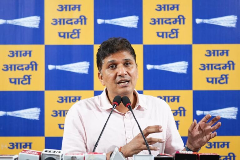 सौरभ भारद्वाज ने भाजपा सरकार पर लगाया बड़ा आरोप – दिवाली की रात प्रदूषण का डेटा चोरी कर जनता से की बेईमानी
