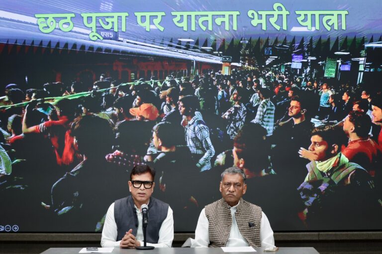 छठ पर 12,000 ट्रेनें चलीं या 1,500? कांग्रेस बोली, मोदी सरकार ने आस्था के साथ किया विश्वासघात !