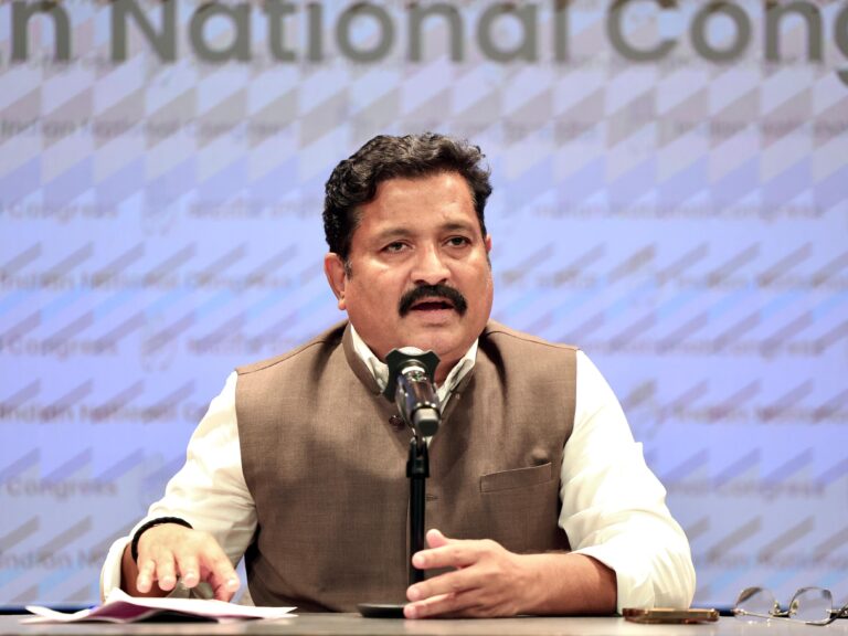 मुरलीधर मोहोल पर कांग्रेस का आरोप – जैन हॉस्टल की जमीन बेचकर किया भ्रष्टाचार, बीजेपी सरकार को बताया ‘क्लीन चिट ऑफिस’