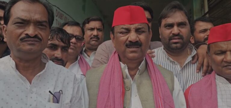 सपा प्रदेश अध्यक्ष श्यामलाल पाल ने मैनपुरी में दिवंगत परिवार से की शोक संवेदना, एमएलसी चुनाव को लेकर कार्यकर्ताओं को दिए दिशा-निर्देश