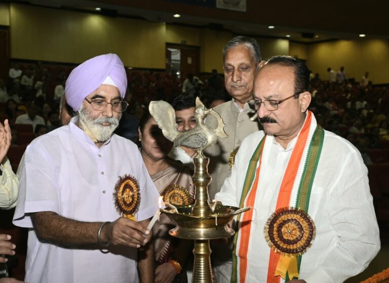 दिल्ली नगर निगम ने मनाया वंदे मातरम् के 150 वर्ष पूरे होने का पर्व, शिक्षा मंत्री आशीष सूद ने किया स्कूल वेब ऐप का शुभारंभ