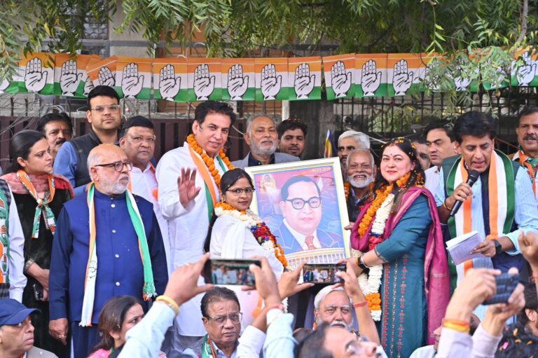 जब दिल्ली दुख में डूबी थी, मोदी जश्न मना रहे थे-देवेंद्र यादव का बड़ा आरोप