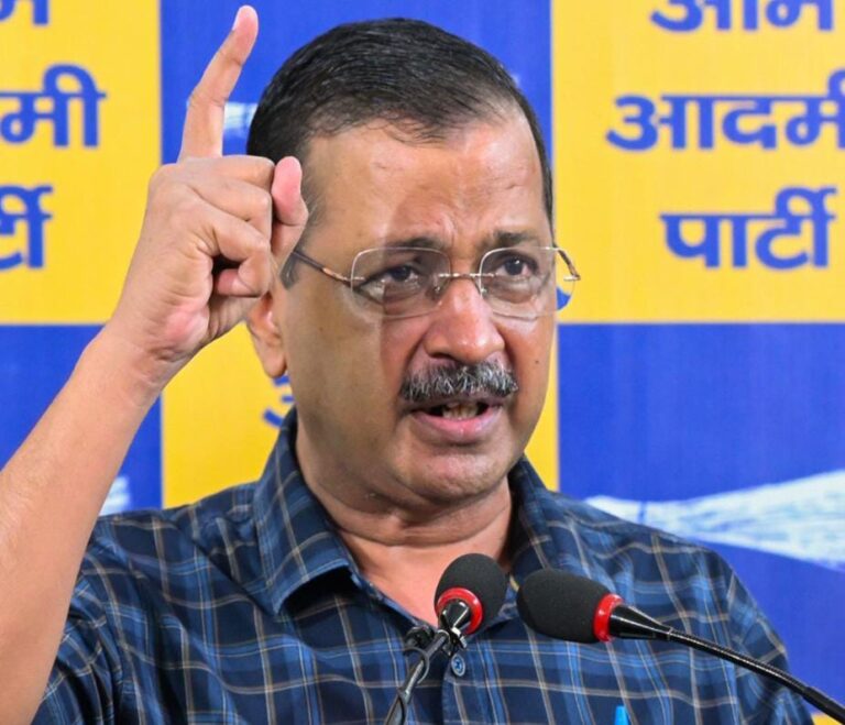 श्रीनगर धमाका – AAP ने सुरक्षा व्यवस्था पर उठाए गंभीर सवाल