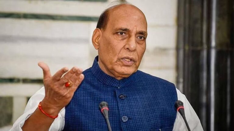 राजनाथ सिंह के नेहरू-बाबरी बयान पर विपक्ष का हमला, “सबूत दो या माफी मांगो” विपक्ष बोला “इतिहास मत तोड़िए”