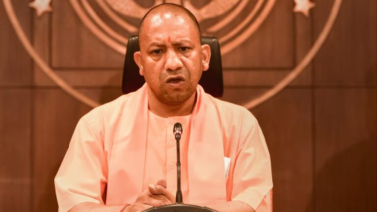 कोहरे में सुरक्षित सफर, योगी सरकार के सख्त निर्देश, बसों की रफ्तार 40 किमी तक सीमित नई गाइडलाइन जारी