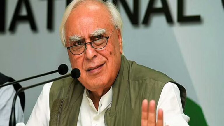 बीजेपी की गठबंधन राजनीति पर कपिल सिब्बल का हमला, सत्ता में आकर सहयोगियों को कमजोर करने का आरोप”