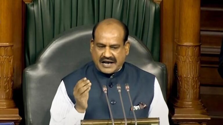 लोकसभा के इतिहास का सबसे काला दिन! स्पीकर ओम बिरला ने विपक्षी हंगामे पर जताई गहरी चिंता।