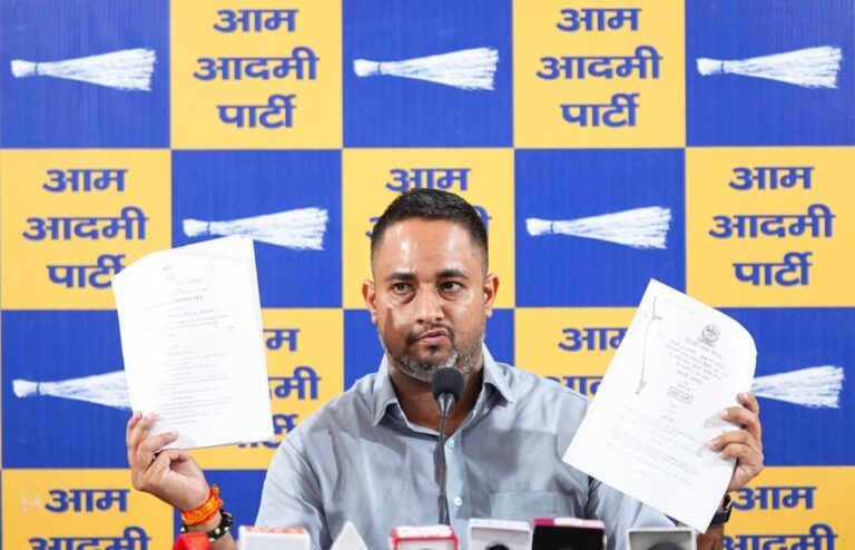 एमसीडी चुनाव टालने पर भाजपा पर बरसी आम आदमी पार्टी