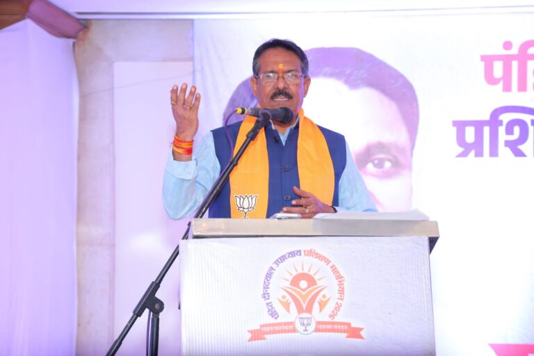 अमृतसर की छात्रा की मौत ने शिक्षा व्यवस्था पर खड़े किए गंभीर सवाल, हर्ष मल्होत्रा ने पंजाब और दिल्ली की आम आदमी पार्टी सरकार को घेरा