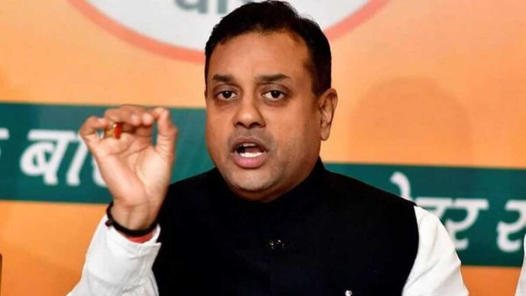 इस देश का हर बच्चा, चाहे शर्मा हो या खान, समान रूप से भारत का भविष्य है। धर्म के आधार पर बच्चों को बांटने की राजनीति कभी सफल नहीं होगीl