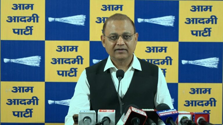 होटल को लाइसेंस देने के आरोप पर सोमनाथ भारती का भाजपा नेताओं को करारा जवाब