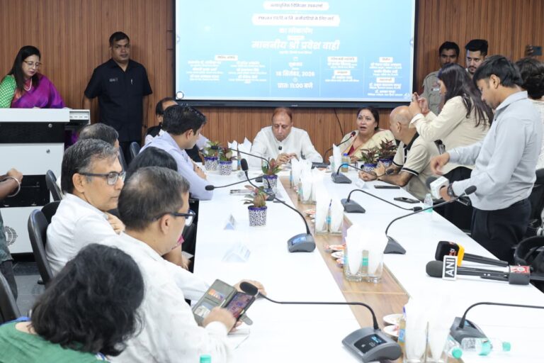 माता गुजरी अस्पताल में 13 बेड वाले NICU का लोकार्पण, मरीजों को मिलेंगी आधुनिक स्वास्थ्य सुविधाएं-महापौर प्रवेश वाही ने कियालोकार्पण