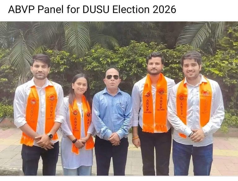 डीयू अधिकारी के एबीवीपी पैनल के साथ नजर आने पर NSUI ने उठाए सवाल